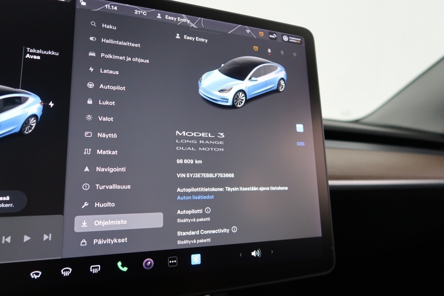 Tesla Model 3 vaihtoauto