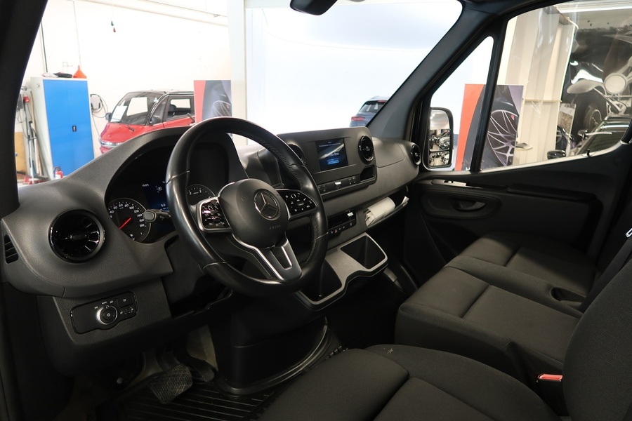 Mercedes-Benz Sprinter vaihtoauto