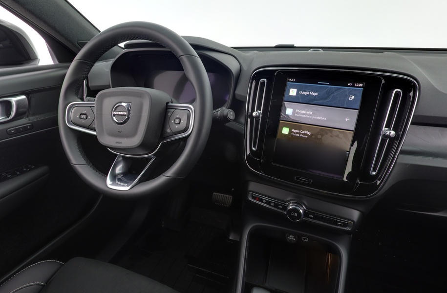 Volvo EX40 vaihtoauto