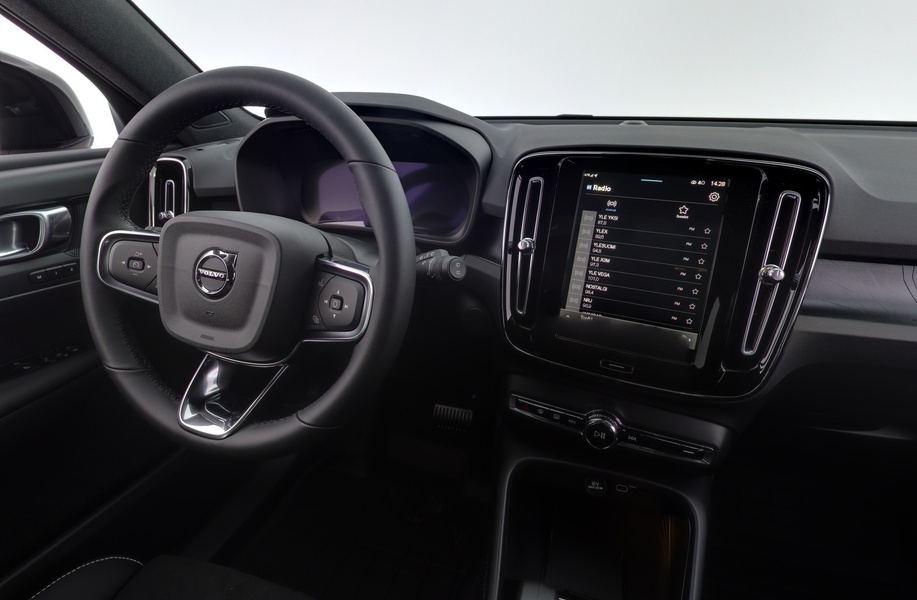 Volvo EX40 vaihtoauto