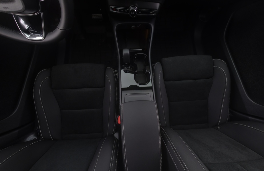 Volvo EX40 vaihtoauto