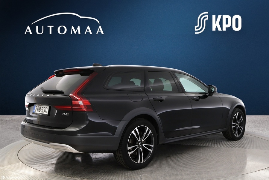 Volvo V90 Cross Country vaihtoauto