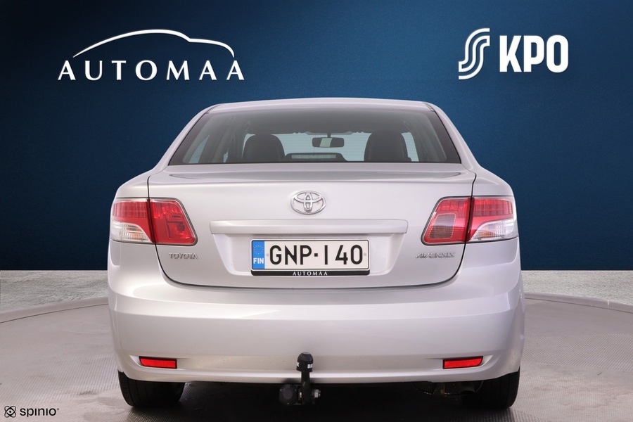 Toyota Avensis vaihtoauto