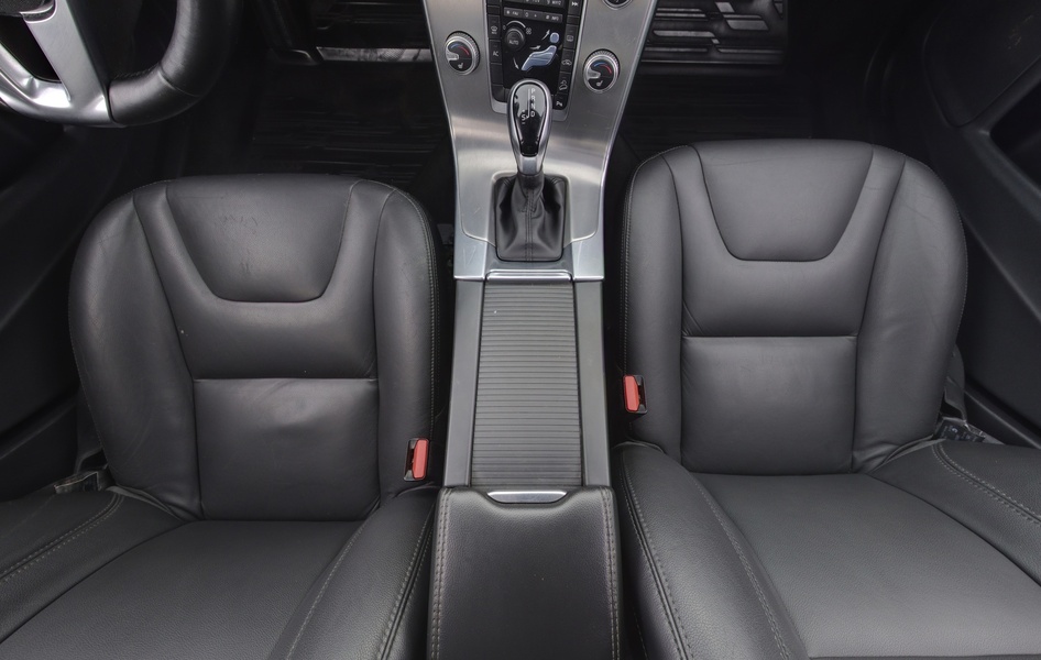 Volvo V60 Cross Country vaihtoauto