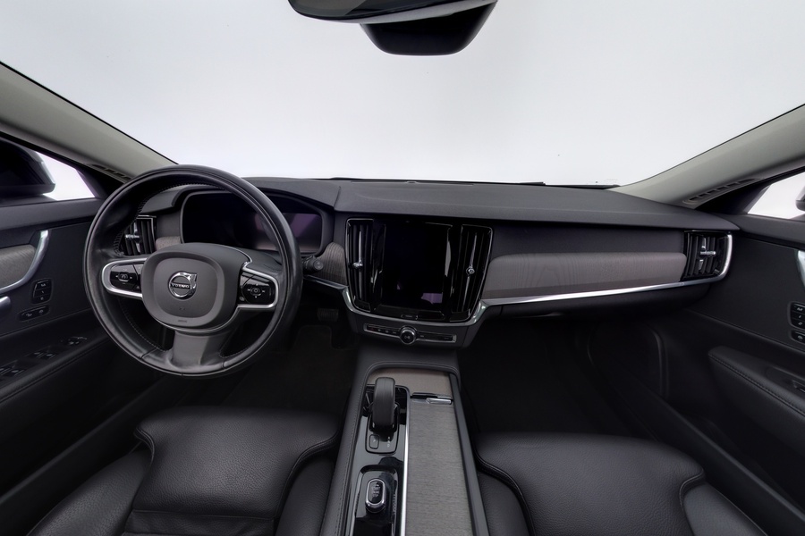 Volvo V90 Cross Country vaihtoauto