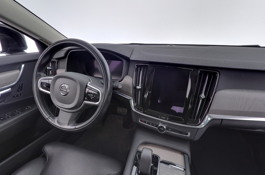 Volvo V90 Cross Country vaihtoauto