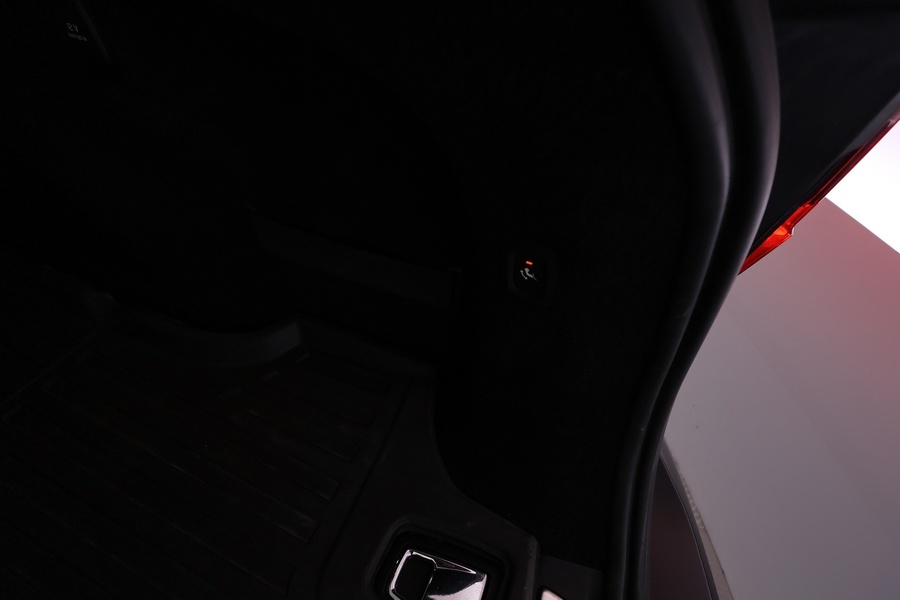 Volvo V90 Cross Country vaihtoauto