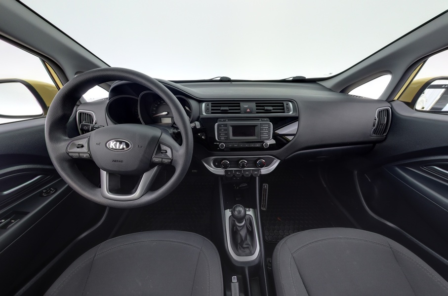 Kia Rio vaihtoauto