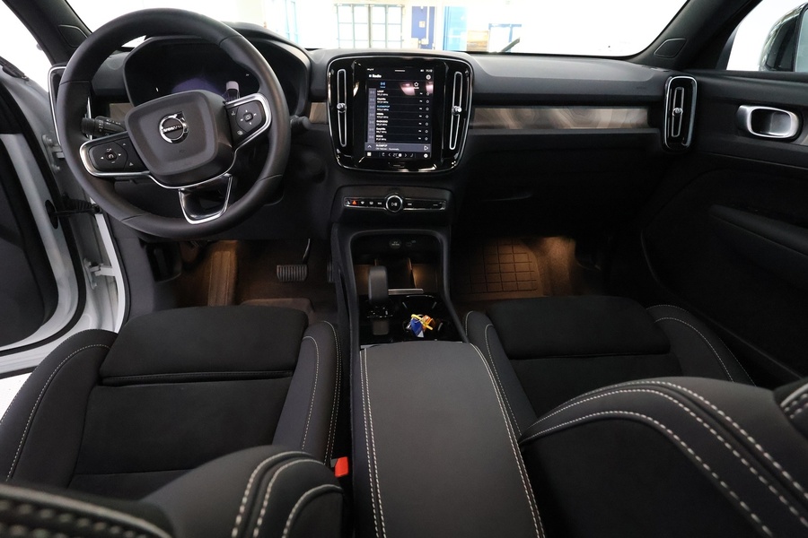 Volvo EC40 vaihtoauto