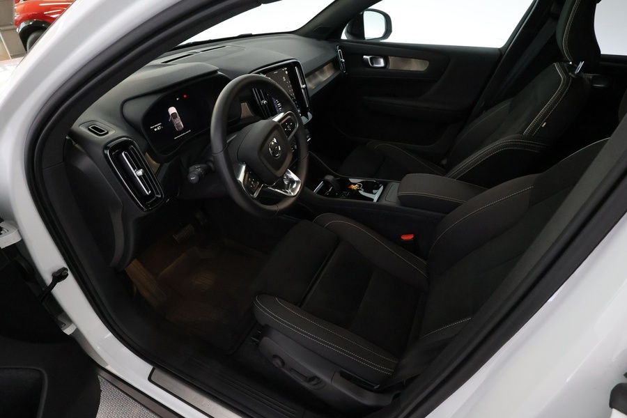 Volvo EC40 vaihtoauto