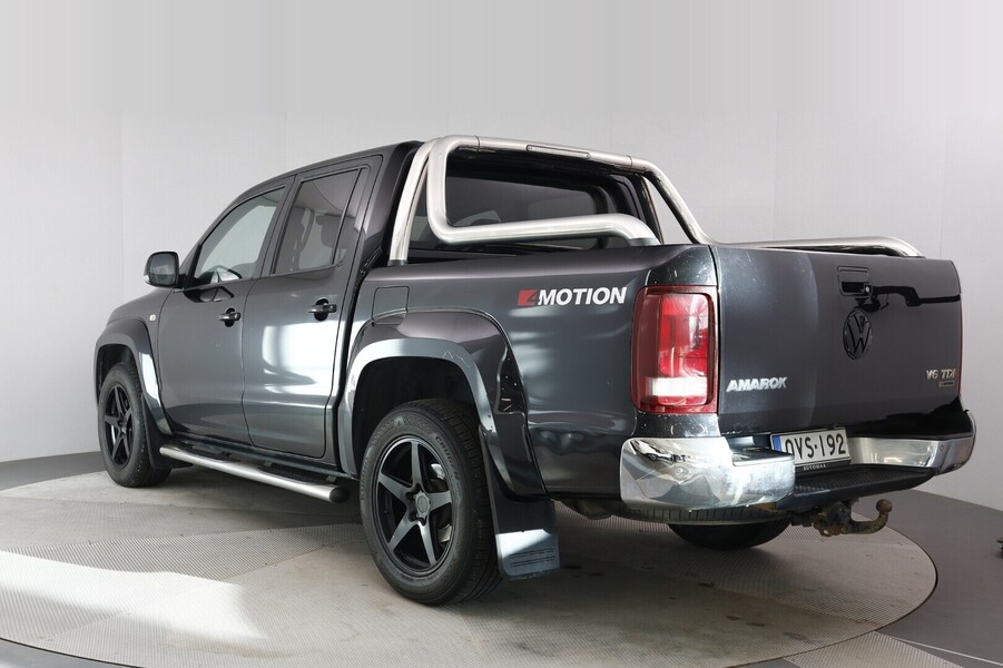 Volkswagen Amarok vaihtoauto