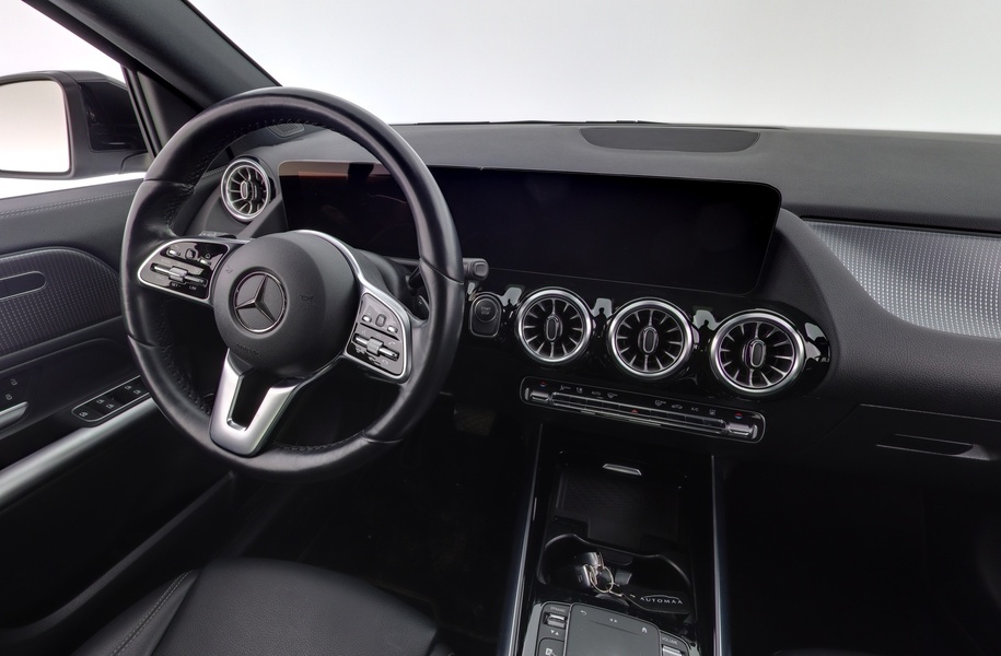 Mercedes-Benz EQA vaihtoauto