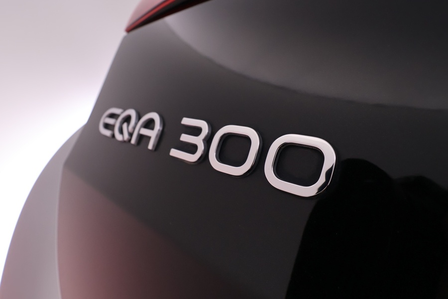 Mercedes-Benz EQA vaihtoauto