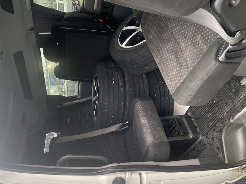 Volkswagen Transporter vaihtoauto