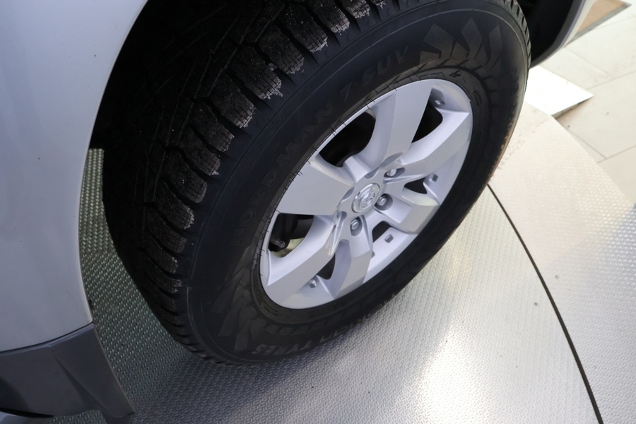 Toyota Land Cruiser vaihtoauto