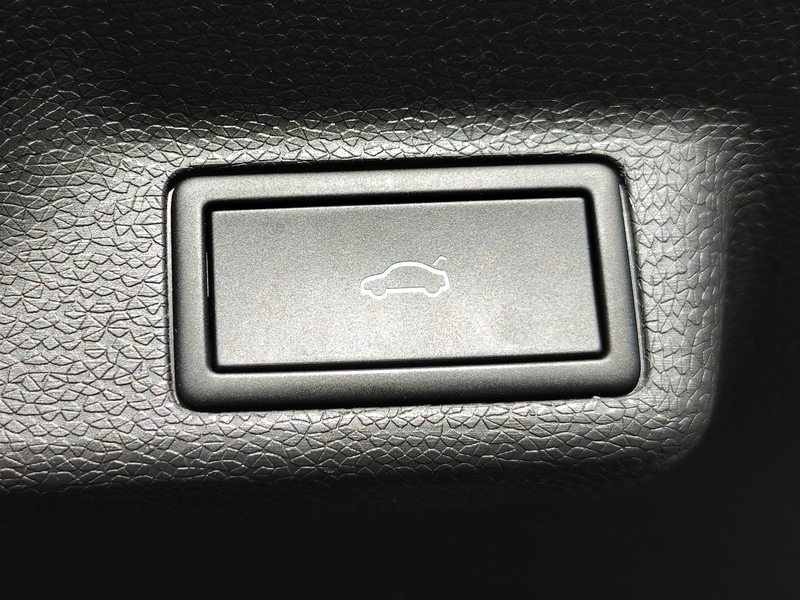 Volkswagen ID. Buzz vaihtoauto