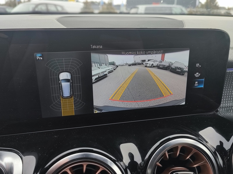 Mercedes-Benz EQB vaihtoauto