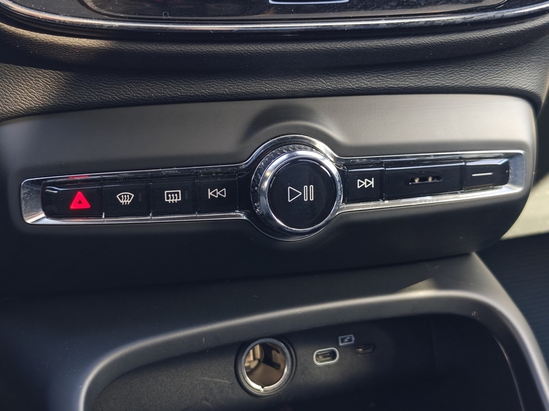 Volvo C40 vaihtoauto