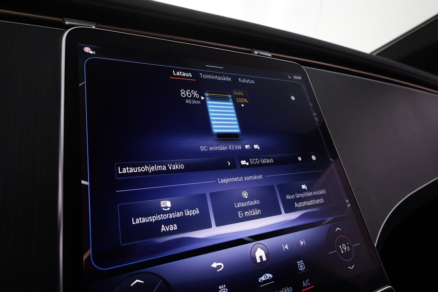 Mercedes-Benz EQE vaihtoauto