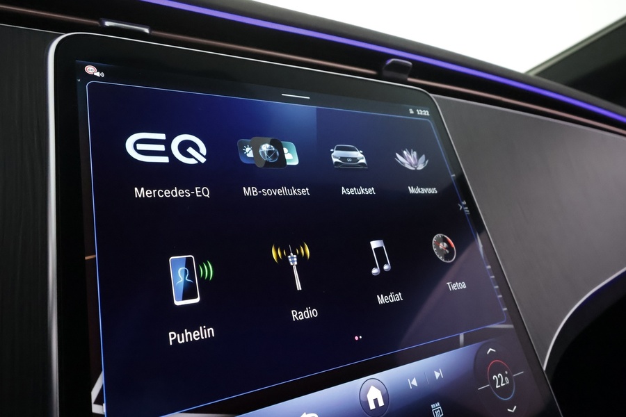 Mercedes-Benz EQE vaihtoauto