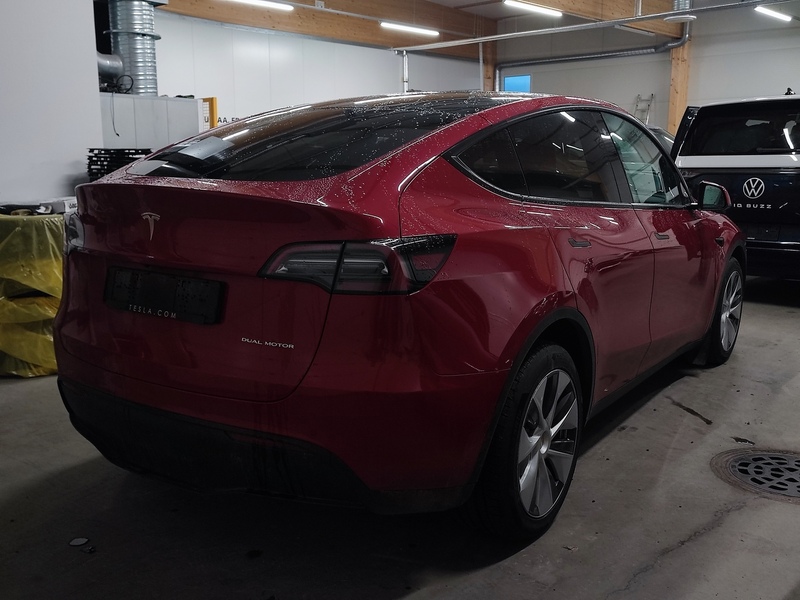 Tesla Model Y vaihtoauto