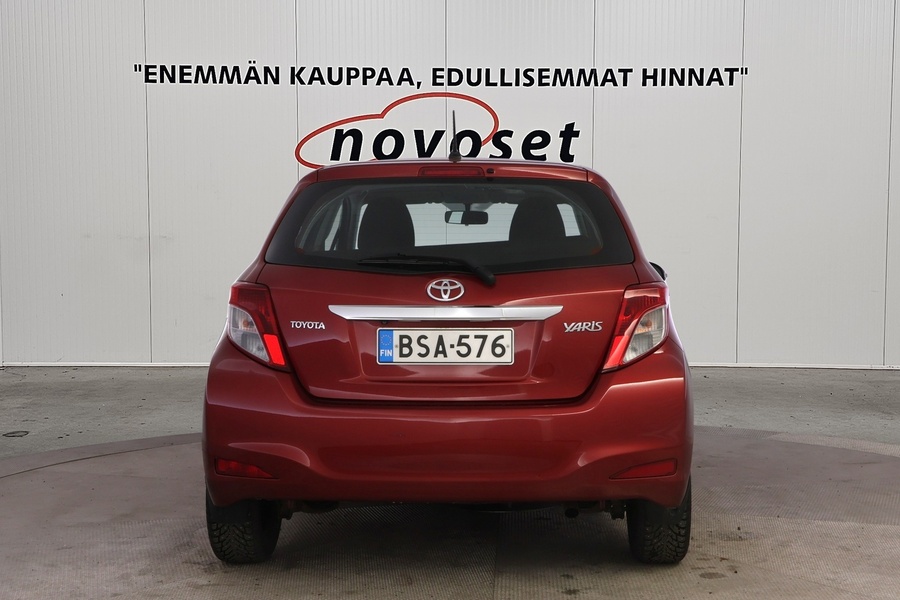 Toyota Yaris vaihtoauto