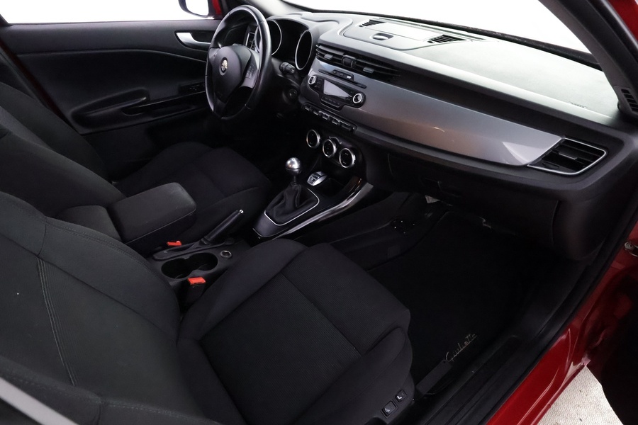 Alfa Romeo Giulietta vaihtoauto