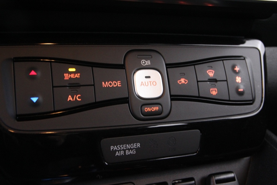 Nissan Leaf vaihtoauto