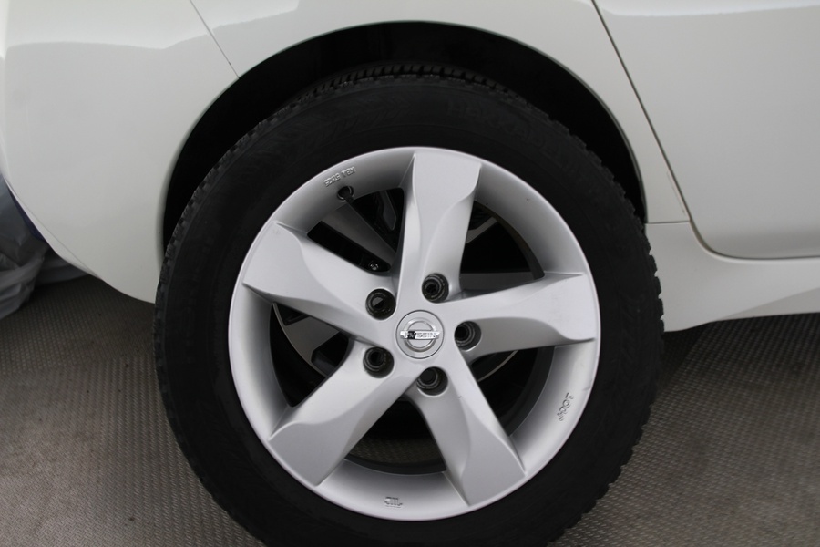 Nissan Leaf vaihtoauto