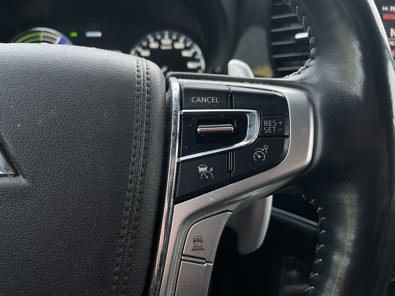 Mitsubishi Outlander PHEV vaihtoauto