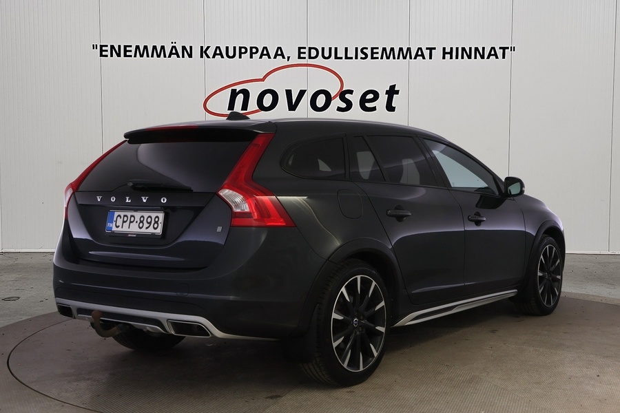 Volvo V60 Cross Country vaihtoauto