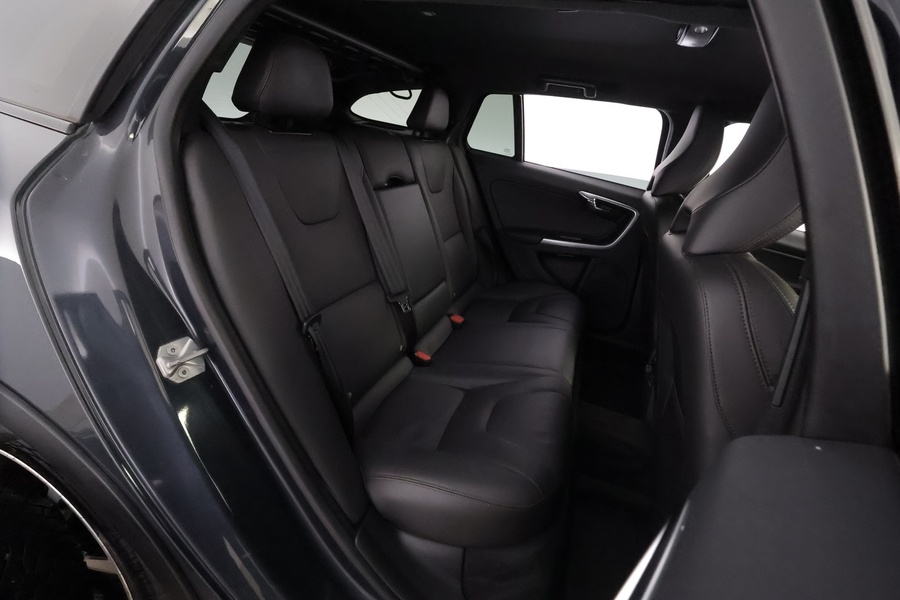 Volvo V60 Cross Country vaihtoauto