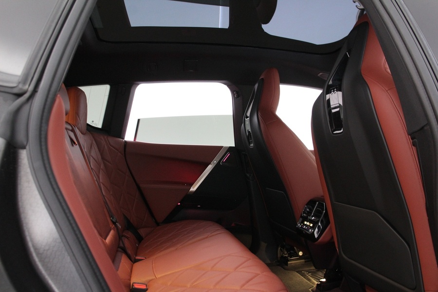 BMW iX vaihtoauto