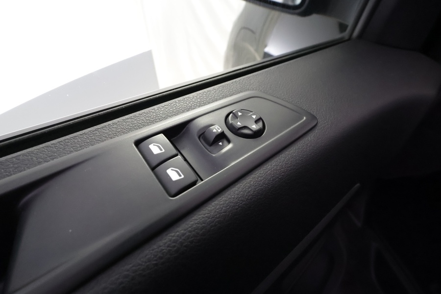 Peugeot e-Traveller vaihtoauto