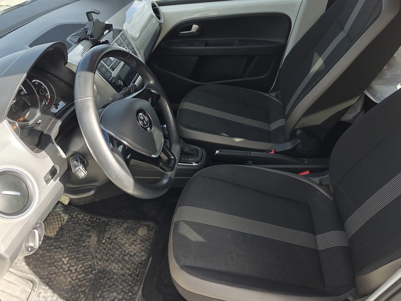 Volkswagen up! vaihtoauto