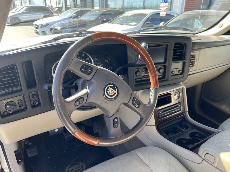 Cadillac Escalade vaihtoauto