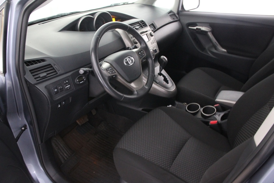 Toyota Verso vaihtoauto