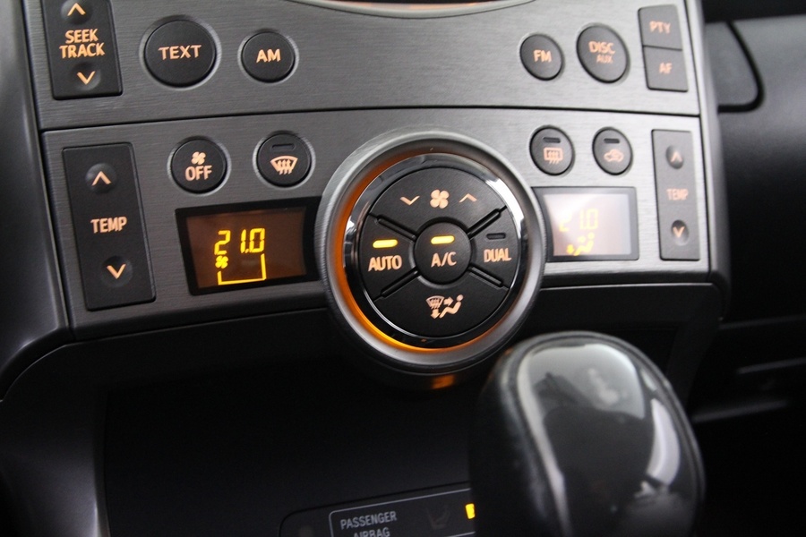 Toyota Verso vaihtoauto