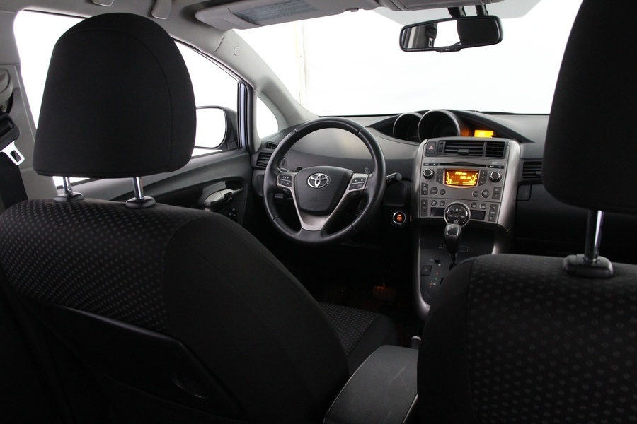 Toyota Verso vaihtoauto