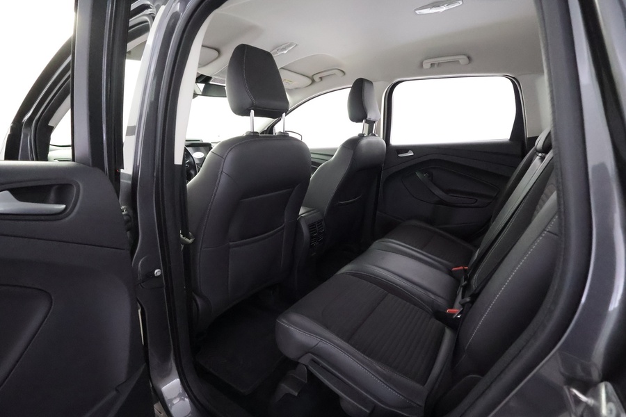 Ford Kuga vaihtoauto