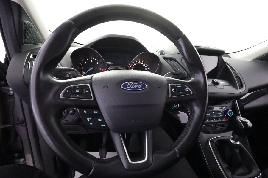 Ford Kuga vaihtoauto