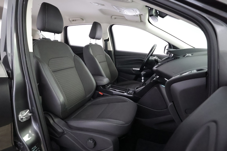 Ford Kuga vaihtoauto