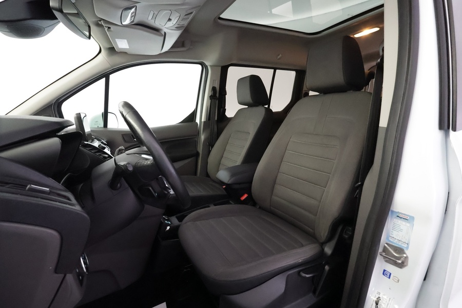 Ford Grand Tourneo Connect vaihtoauto
