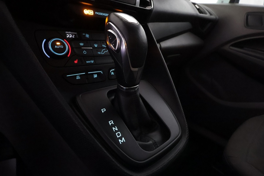 Ford Grand Tourneo Connect vaihtoauto