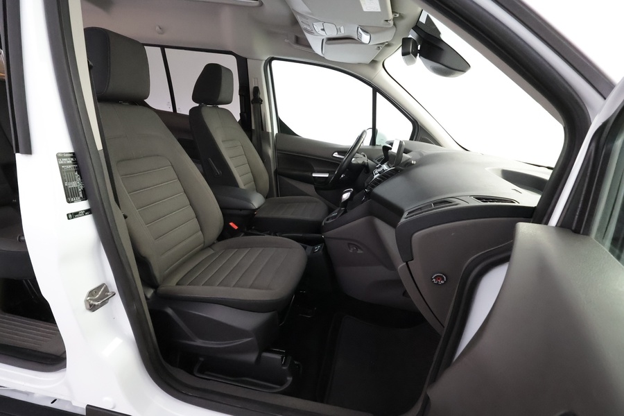 Ford Grand Tourneo Connect vaihtoauto