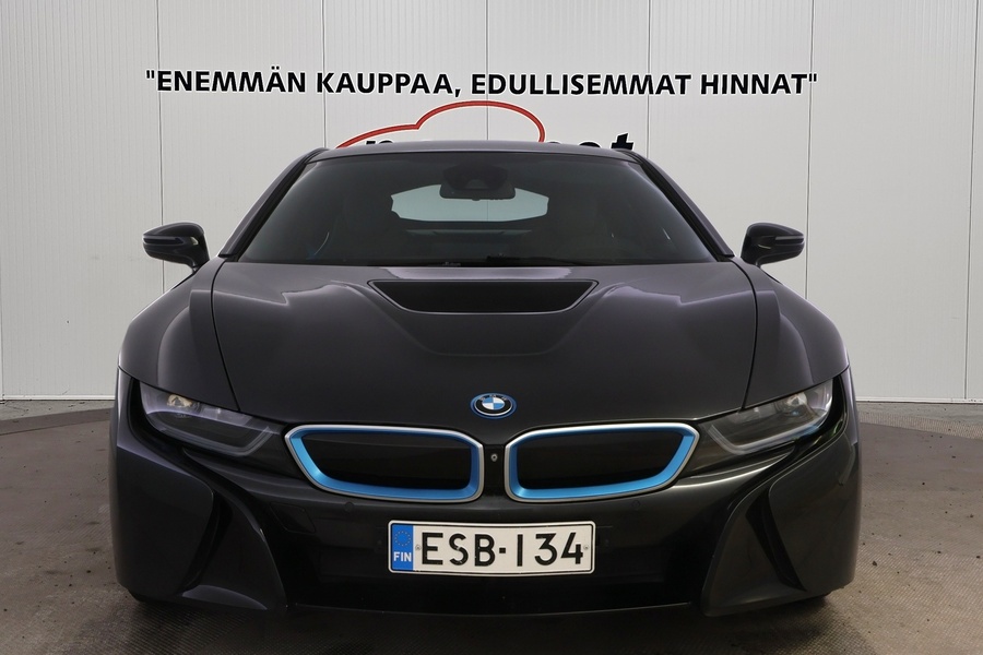 BMW i8 vaihtoauto