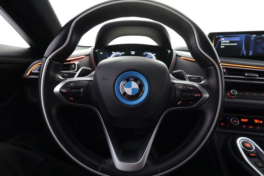 BMW i8 vaihtoauto