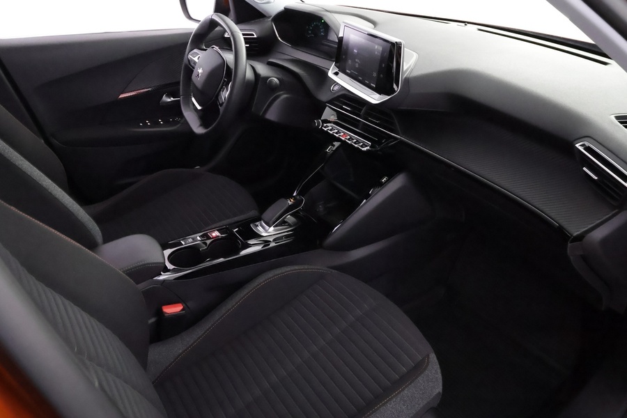 Peugeot e-2008 vaihtoauto