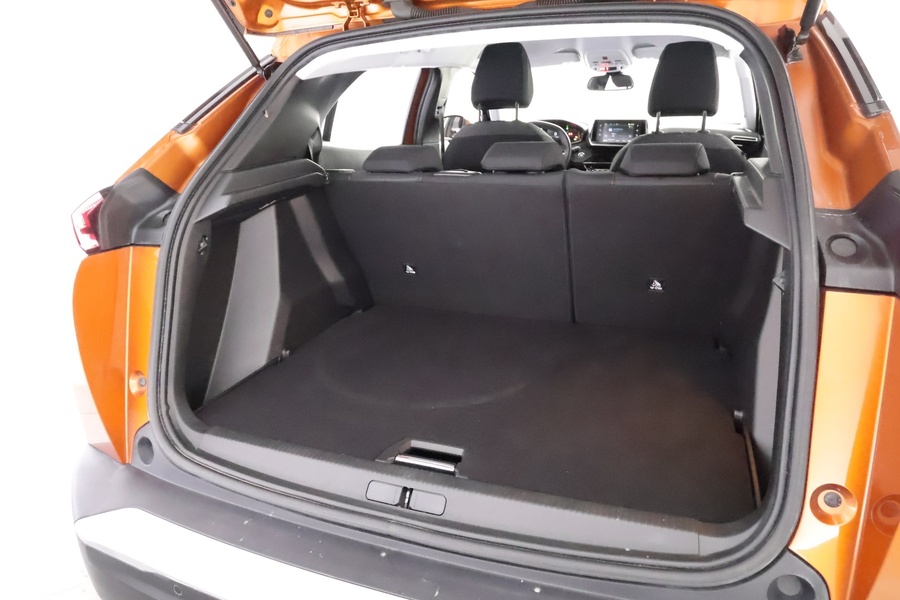 Peugeot e-2008 vaihtoauto