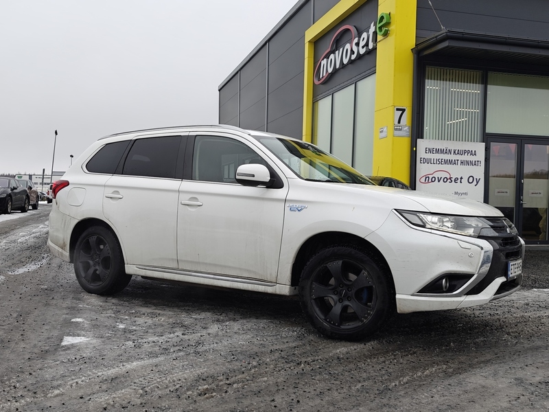 Mitsubishi Outlander vaihtoauto